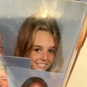 Meet your Posher, Izzie